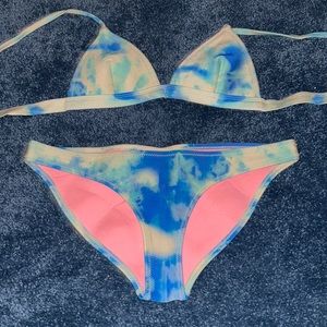 Triangl Tie Dye Bikini